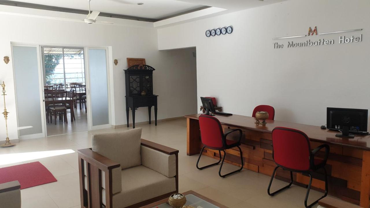 The Mountbatten Hotel 캔디 외부 사진